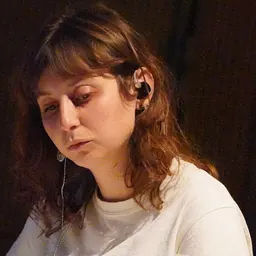 Portrait of Chloé Wary