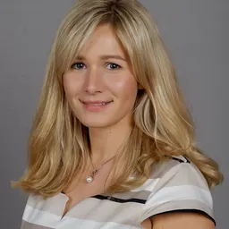 Portrait of Nadine Julitz