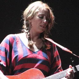 Portrait of Donna Simpson