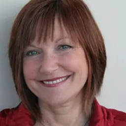Portrait of Lynne Pillay