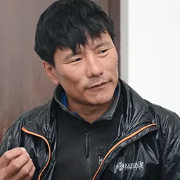 Portrait of Sanu Sherpa