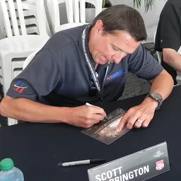 Portrait of Scott Harrington