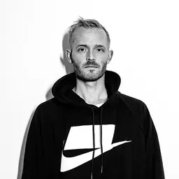 Portrait of Nick Gross