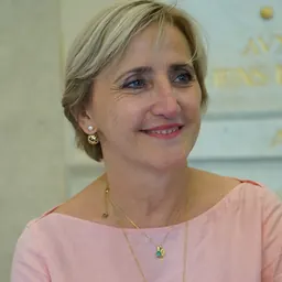 Portrait of Françoise Dumas