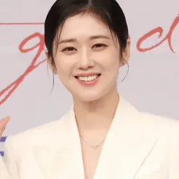 Portrait of Jang Na-ra