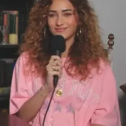 Portrait of Skylar Stecker