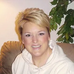 Portrait of Amy Scobee