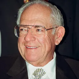 Portrait of Dave Thomas