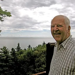 Portrait of Eric Teed