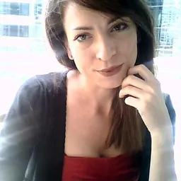 Portrait of Bronwyn Lea