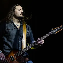 Portrait of Justin Biltonen