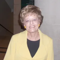 Portrait of Vicki Myron