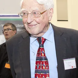 Portrait of Richard Jolly