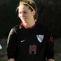 Portrait of Kelsey Wys