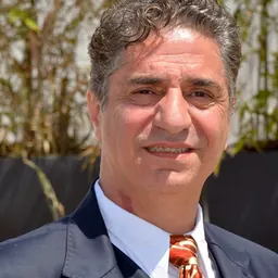 Portrait of Simon Abkarian