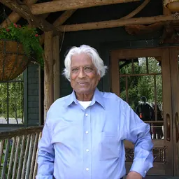 Portrait of Rajan Devadas