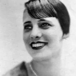 Portrait of Corina Freire