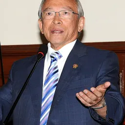 Portrait of Humberto Lay