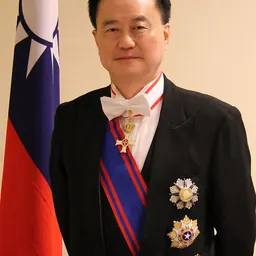 Portrait of Larry Wang