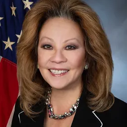 Portrait of Susan Tsui Grundmann