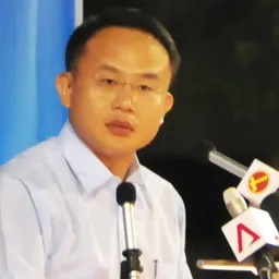 Portrait of Yaw Shin Leong