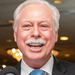 Portrait of Robert Karabinchak