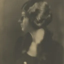 Portrait of Laura Benét