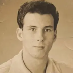 Portrait of Carlos Loyzaga