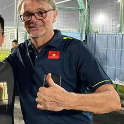 Portrait of Philippe Troussier