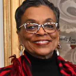 Portrait of Cheryl Pasteur