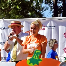 Portrait of Miki Sudo