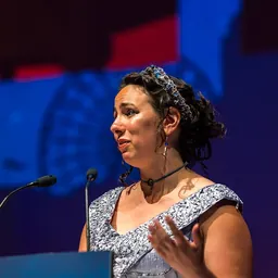 Portrait of Amal El-Mohtar