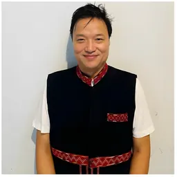 Portrait of Oken Tayeng