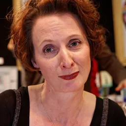 Portrait of Emmanuelle Houdart