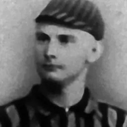 Portrait of Hal Mauck