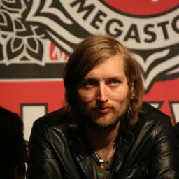 Portrait of Mark Stoermer