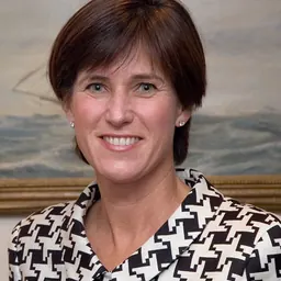 Portrait of Mimi Walters