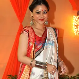 Portrait of Sumona Chakravarti