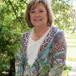 Portrait of Jeanine Dubié