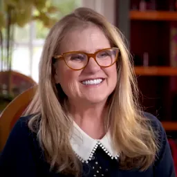 Portrait of Nancy Cartwright