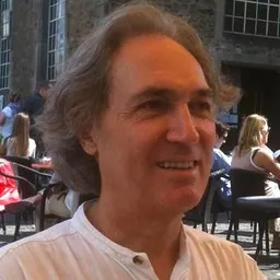 Portrait of Carlos Micháns