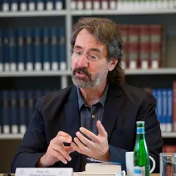 Portrait of Steven Vertovec