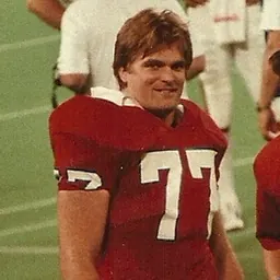 Portrait of Todd Thomas