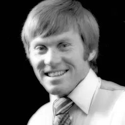 Portrait of Tom Bush