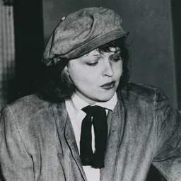 Portrait of Nanette Bordeaux