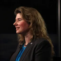 Portrait of Michelle Thaller
