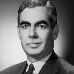 Portrait of Dan Riddiford