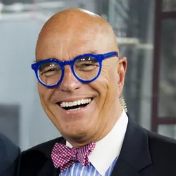 Portrait of Stephen LeDrew