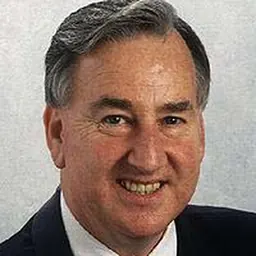 Portrait of Ken Smith