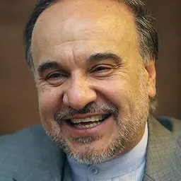 Portrait of Masoud Soltanifar